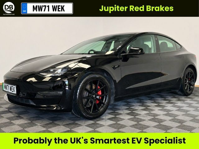 Tesla Model 3 Motor Long Range Saloon Red