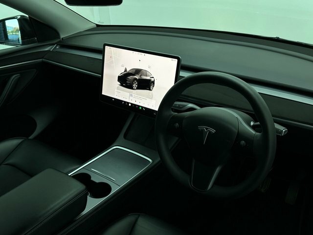 Tesla Model Y Motor Long Range Suv LB22NXM Black #4