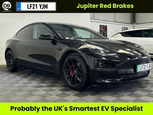 Tesla Model 3 Motor Long Range Saloon Red