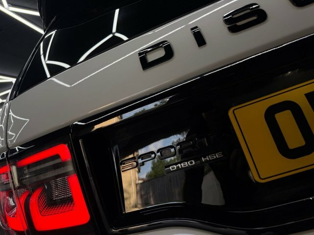 Land Rover Discovery Sport 2020 2.0 D180 Mhev R-dynamic Hse Suv Au OW69CFD White #4