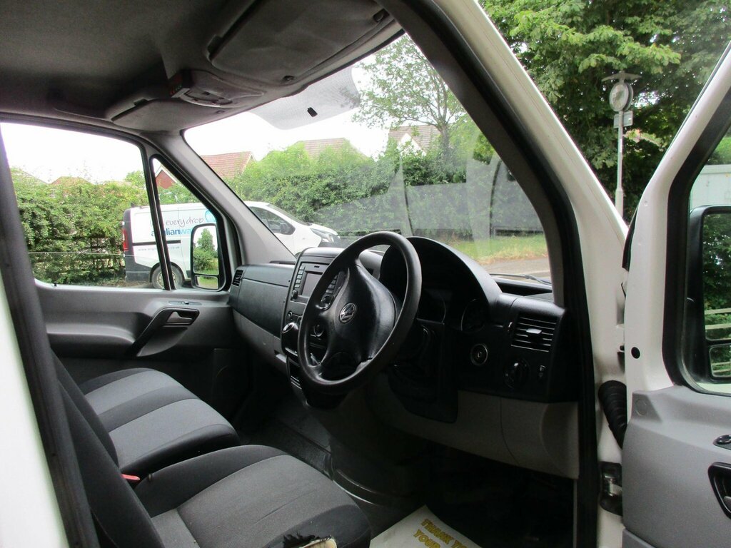 Volkswagen Crafter 2.0 Tdi Cr35 Rwd L2 White #6