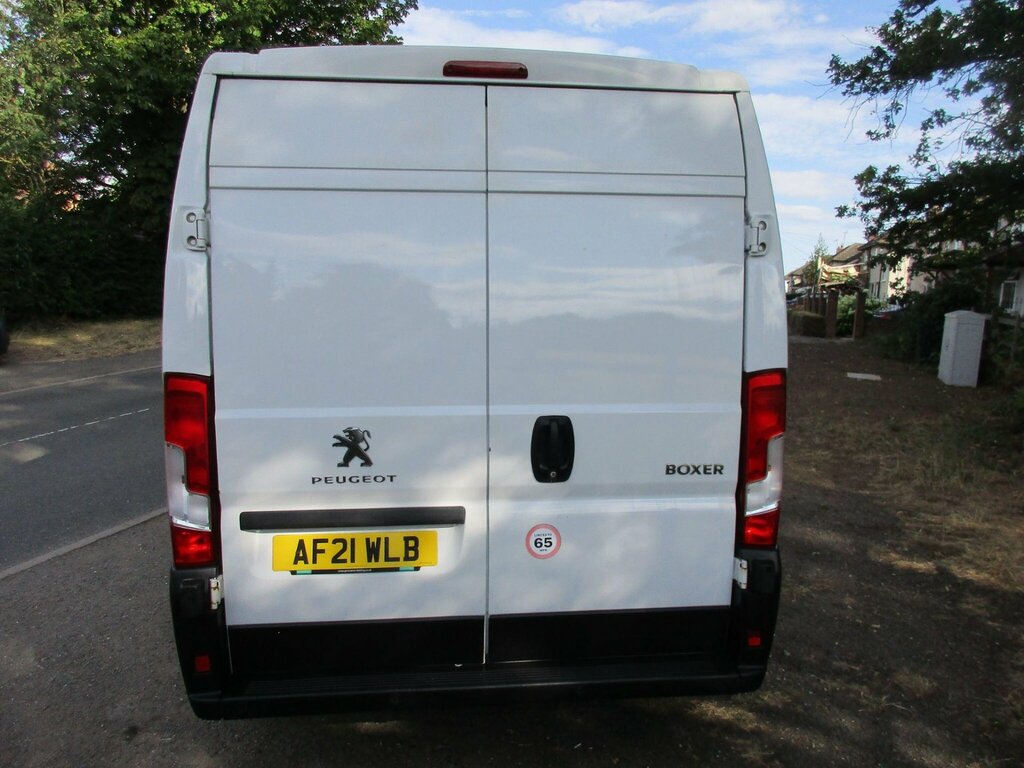 Peugeot Boxer Mpv White #9