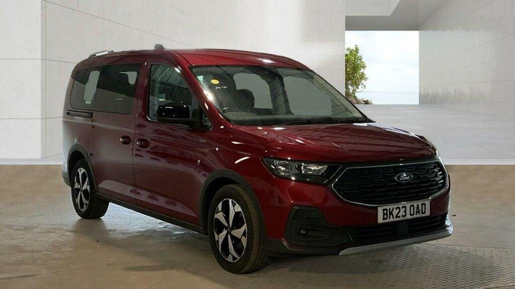 Ford Grand Tourneo Connect 2.0 Ecoblue Active Euro 6 Ss Red