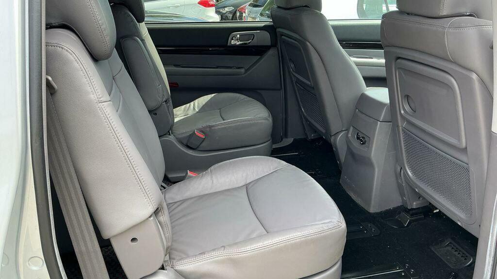 SsangYong Turismo 2.2D Elx T-tronic 4Wd Selectable Euro 6 Silver #11