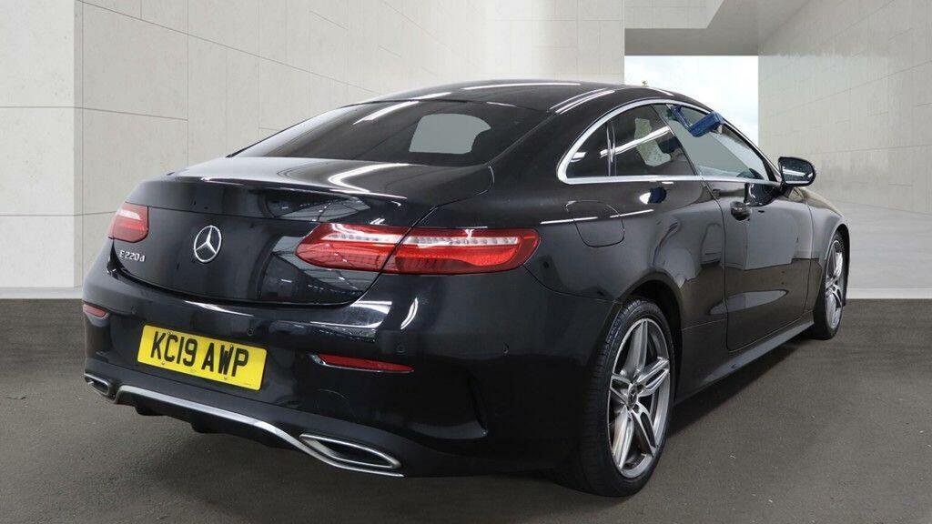 Mercedes-Benz E Class 2.0 E220d Amg Line G-tronic Euro 6 Ss Black #4