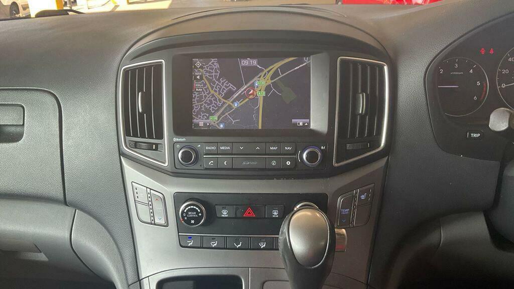 Hyundai I800 Se Black #7