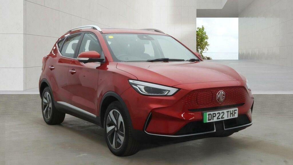 MG ZS Suv Red #4