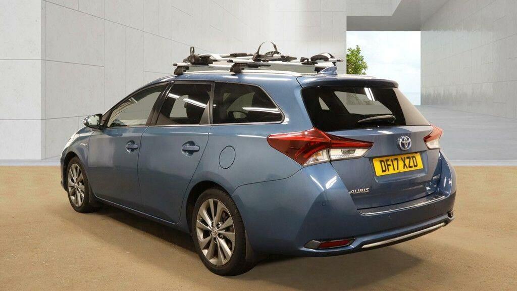 Toyota Auris 1.8 Vvt-h Excel Touring Sports Cvt Euro 6 Ss Blue #3
