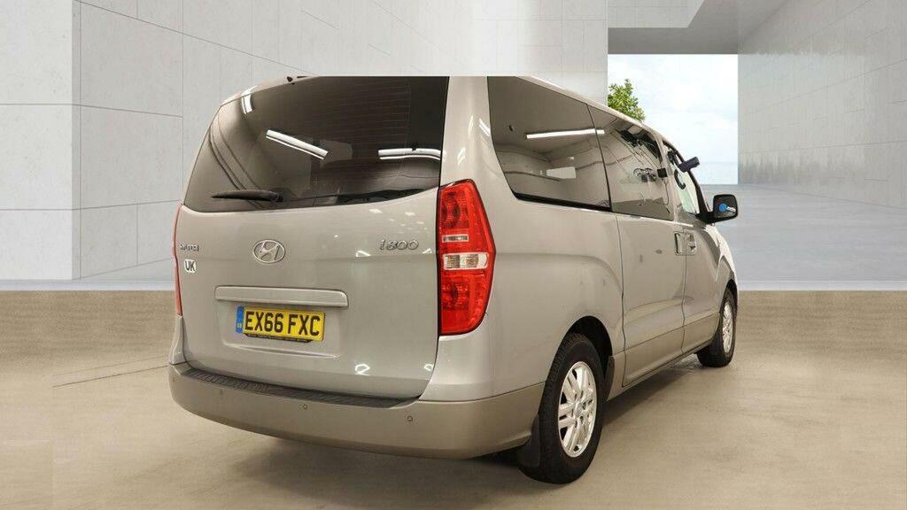 Hyundai I800 2.5 Crdi Se Euro 6 Silver #3