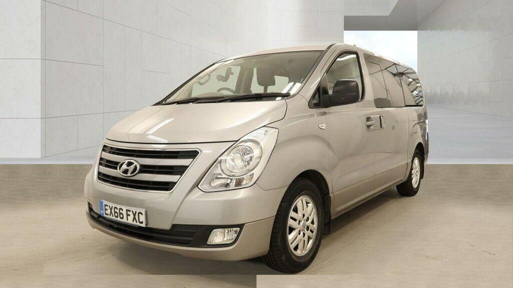 Hyundai I800 2.5 Crdi Se Euro 6 Silver