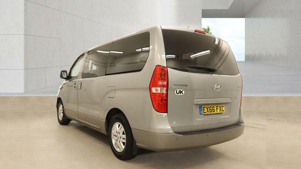 Hyundai I800 2.5 Crdi Se Euro 6 Silver #2