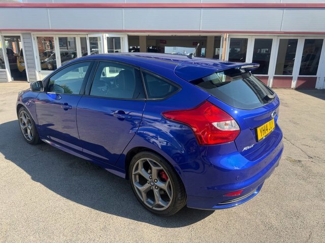 Ford Focus 2.0T Ecoboost St-3 Hatchback Eur Blue #3