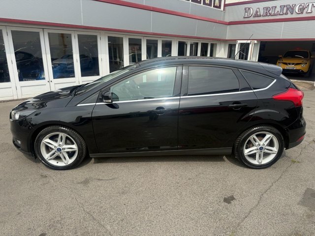 Ford Focus 1.0T Ecoboost Zetec Hatchback Eu Black #2