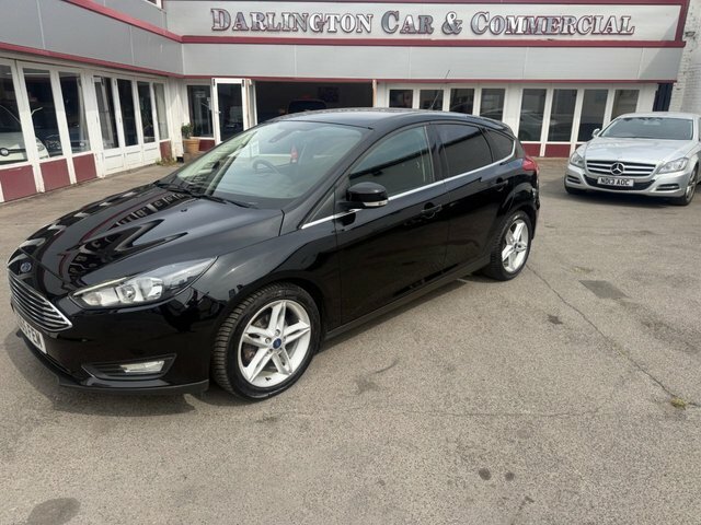 Ford Focus 1.0T Ecoboost Zetec Hatchback Eu Black