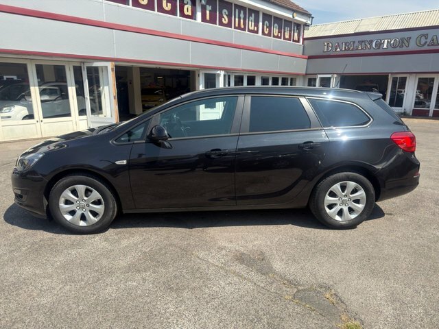 Vauxhall Astra 1.6I Design Sports Tourer Euro 6 Black #3