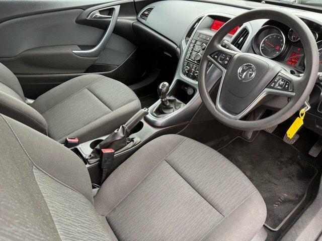 Vauxhall Astra GTC Gtc 2.0 White #7