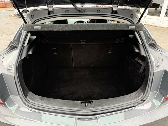 Vauxhall Astra GTC Gtc 2.0 White #24