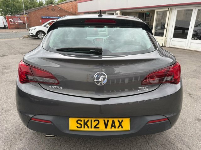 Vauxhall Astra GTC Gtc 2.0 White #22
