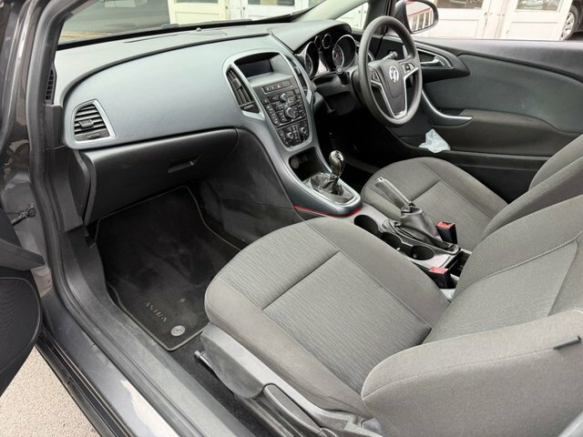 Vauxhall Astra GTC Gtc 2.0 White #29