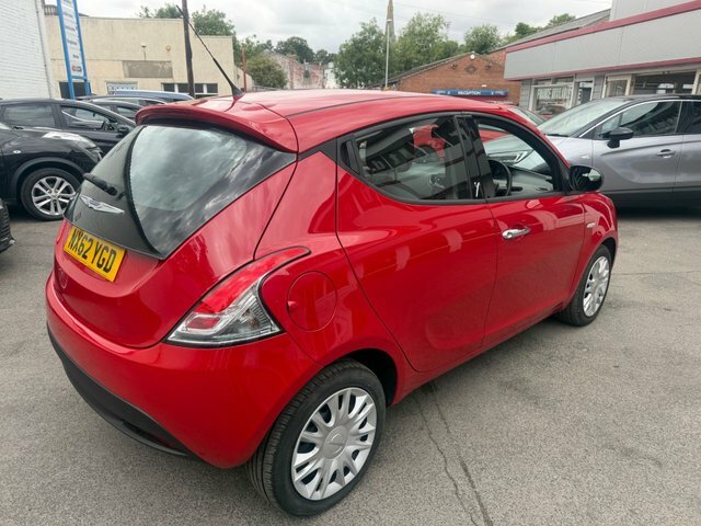 Chrysler Ypsilon 0.9 Twinair Se Euro 5 Ss Black #6