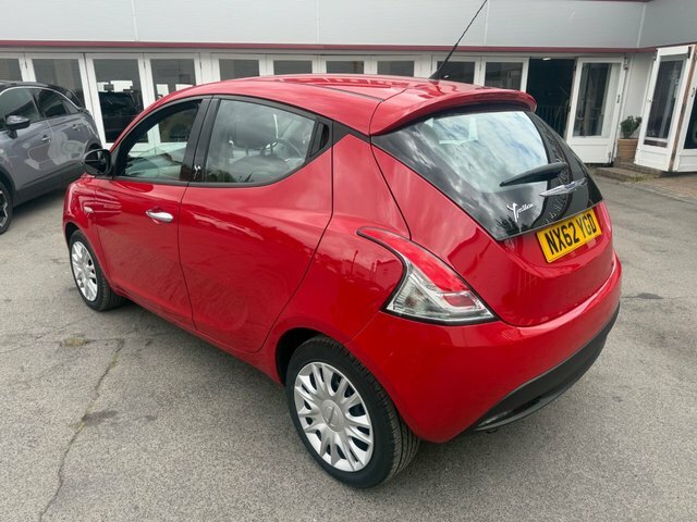 Chrysler Ypsilon 0.9 Twinair Se Euro 5 Ss Black #4