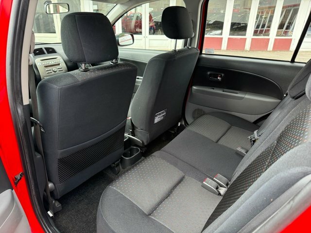 Daihatsu Sirion 1.0 S Hatchback Gold #23