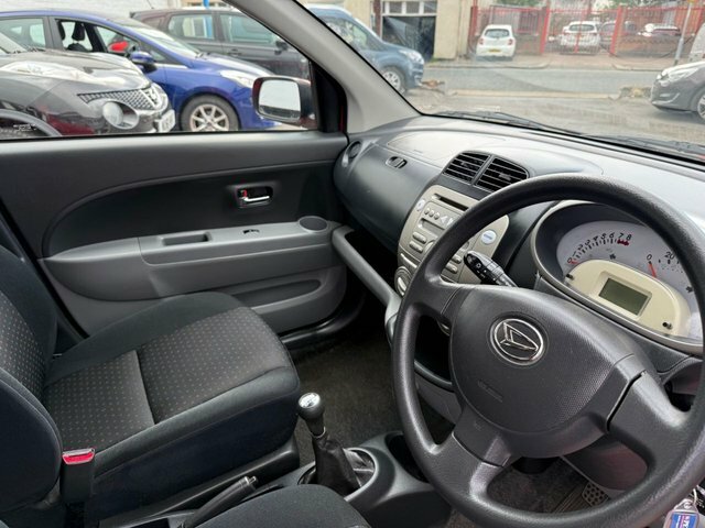 Daihatsu Sirion 1.3 Se Hatchback 137 Gkm, 85 B Red #6