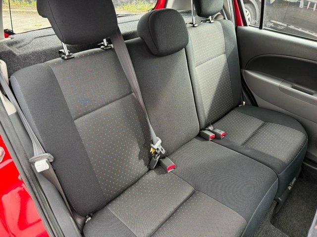 Daihatsu Sirion 1.0 S Hatchback Gold #14