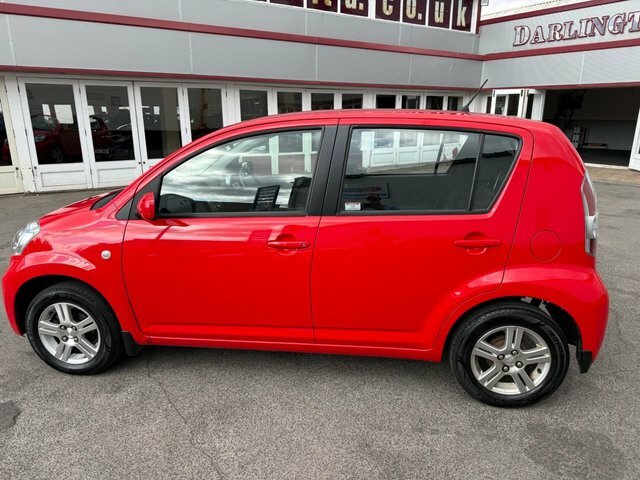 Daihatsu Sirion 1.0 S Hatchback Gold #22