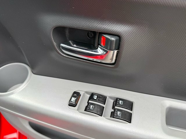 Daihatsu Sirion 1.0 S Hatchback Gold #7