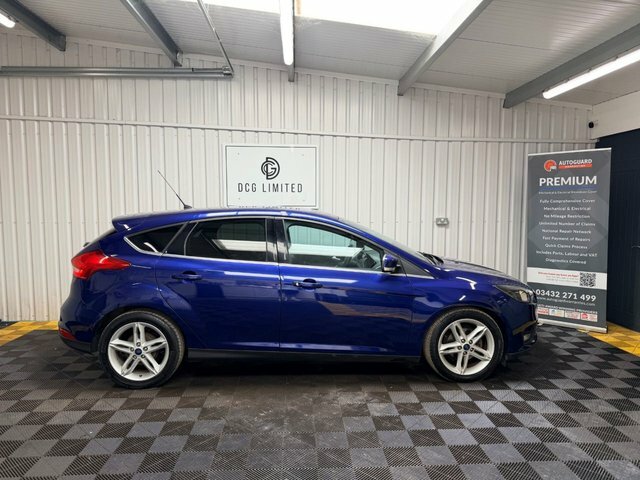 Ford Focus Ecoboost Zetec Hatchback FM16ECD Blue #5