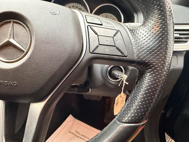 Mercedes-Benz E Class 2.1 E220 Cdi Se 168 Bhp Black #22