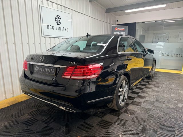 Mercedes-Benz E Class E220 Cdi Se Saloon Black #6