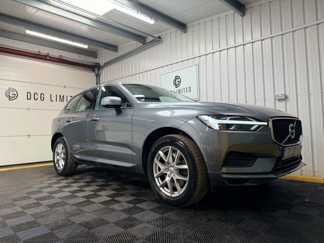 Volvo XC60 T5 Momentum Suv Grey