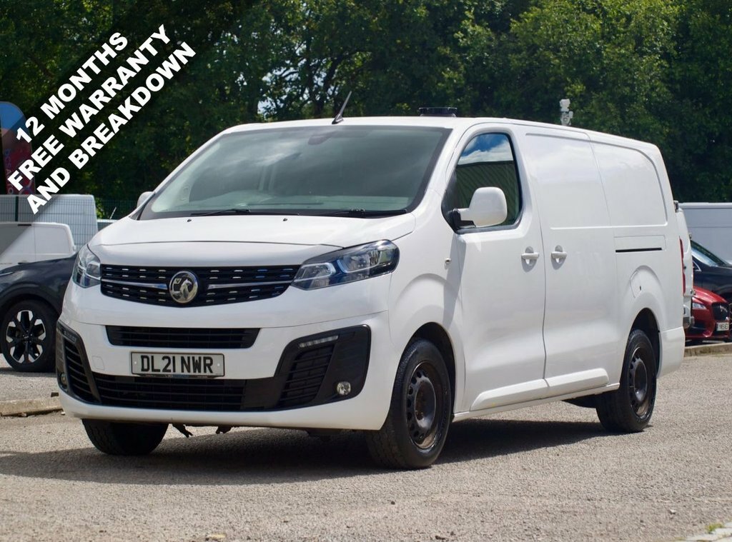 Vauxhall Vivaro 1.5L Sportive White