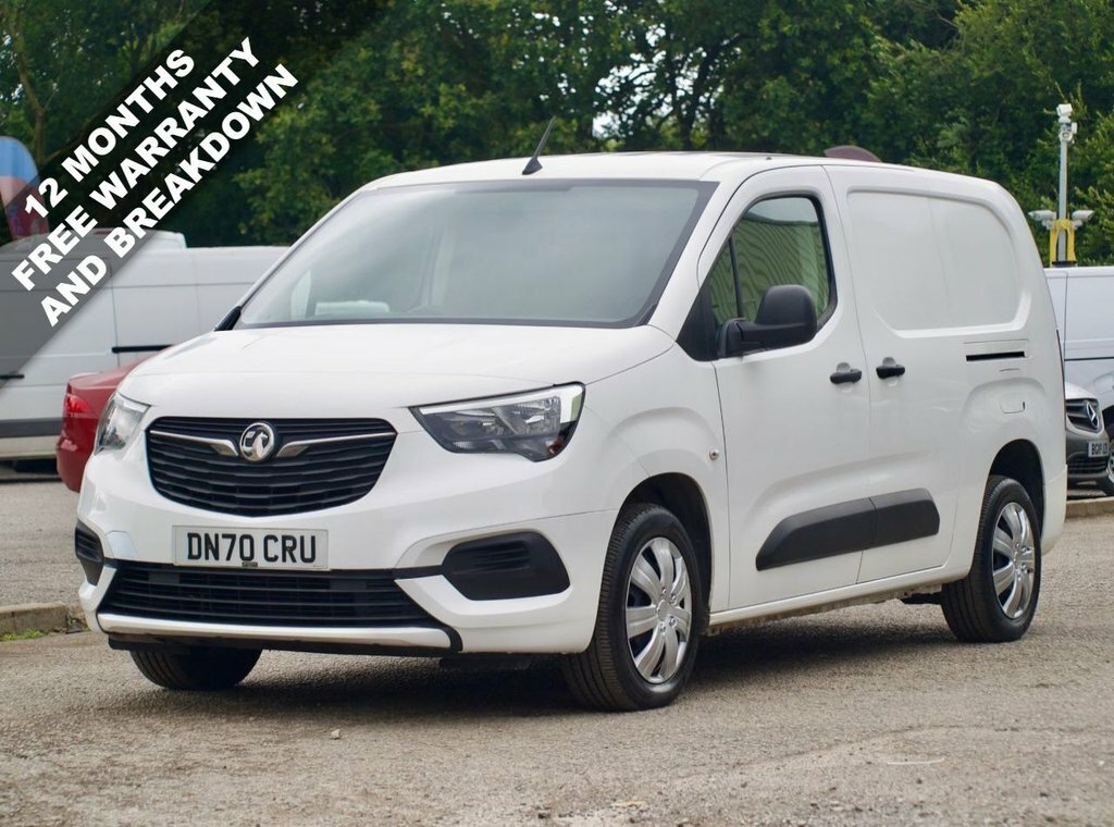 Vauxhall Combo 1.5L Sportive White