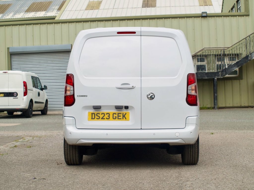 Vauxhall Combo 1.5L Pro White #3