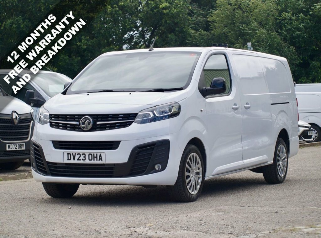 Vauxhall Vivaro 1.5L Pro 6Dr White