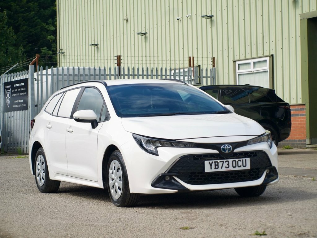 Toyota Corolla Mpv YB73OCU White #5