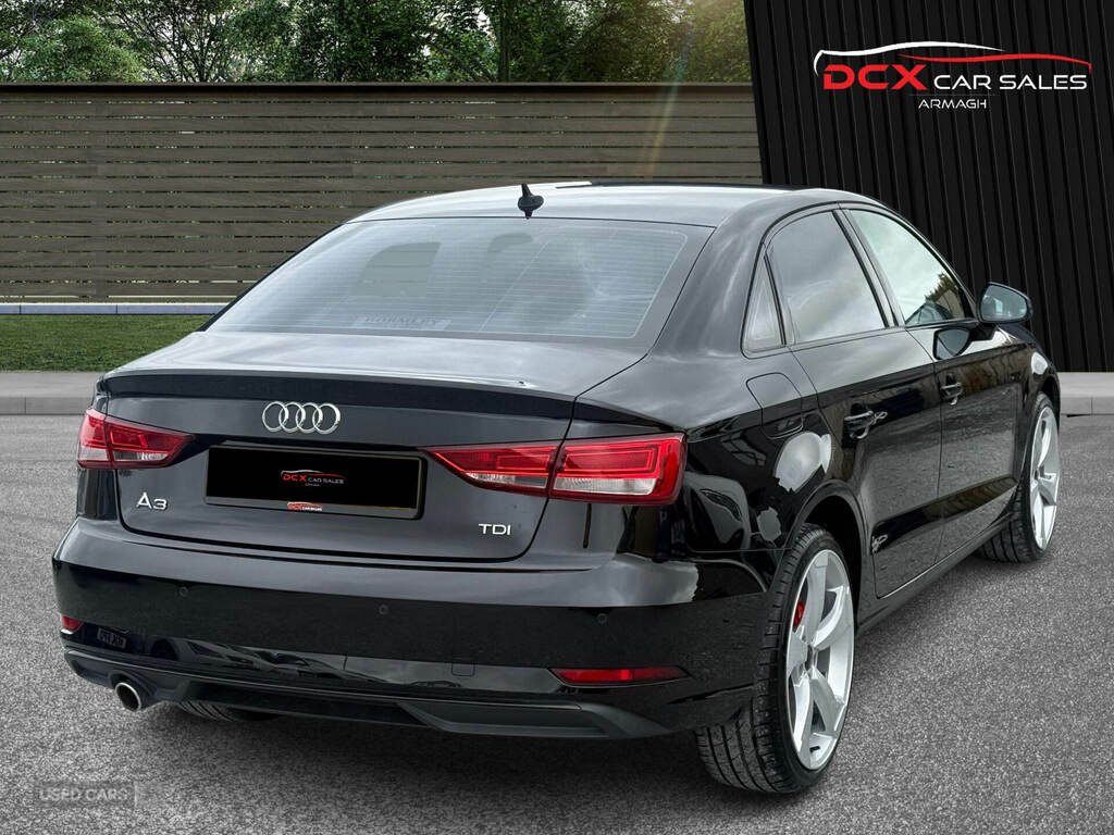 Audi A3 1.6 Tdi 116 Sport KW17MBV Black #5