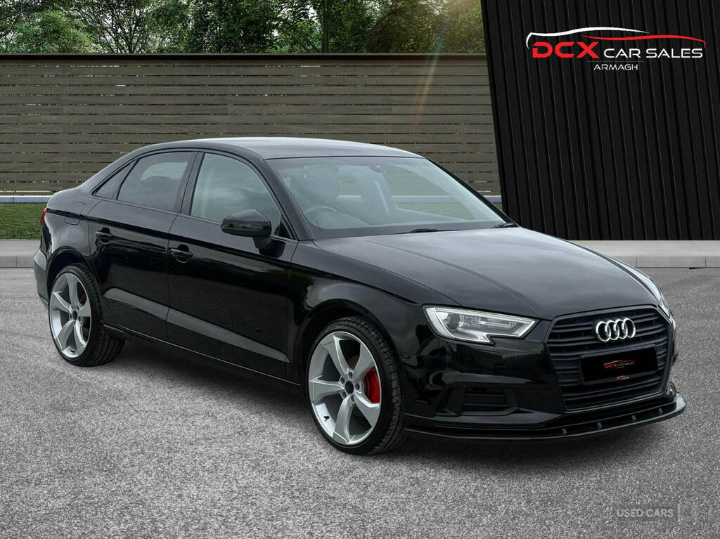 Audi A3 1.6 Tdi 116 Sport KW17MBV Black #2