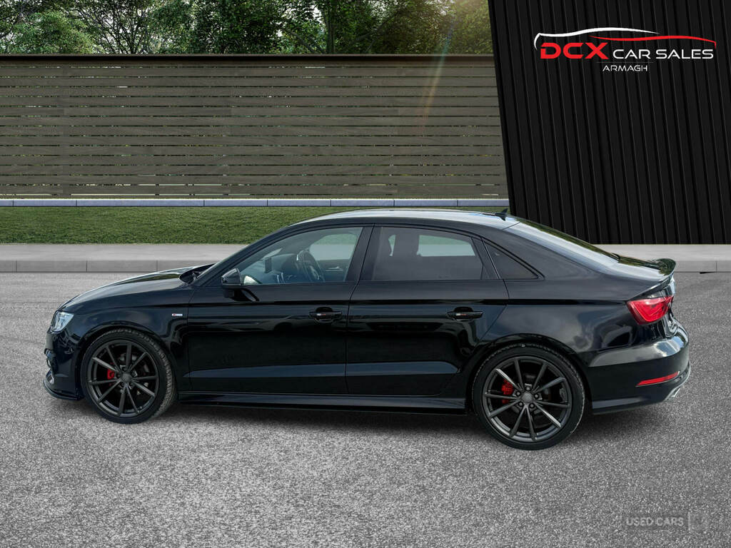Audi A3 2.0 Tdi S Line Black #4