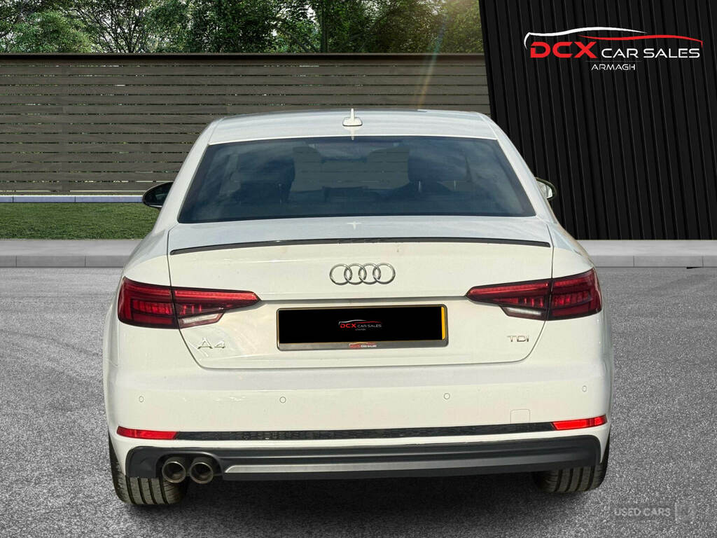 Audi A4 2.0 Tdi 190 S Line White #5