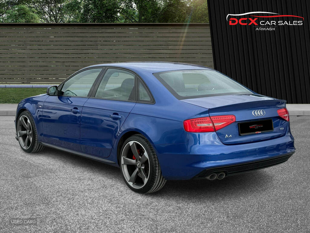 Audi A4 2.0 Tdi 150 Black Edition Plus Blue #6