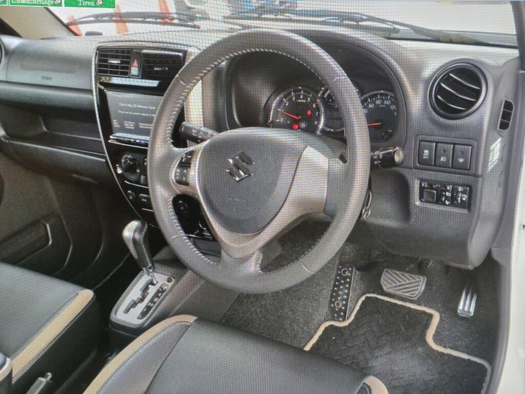 Suzuki Jimny Suv 1.3 L Land Adventure - Rust Free 201515 White #4