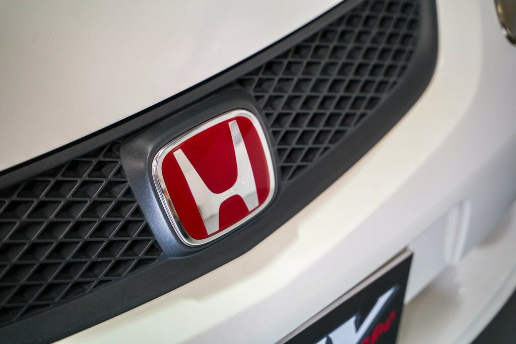 Honda Civic Hatchback 2.0 Type R Jdm Ep3 200505 White #3