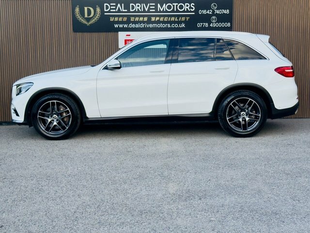 Mercedes-Benz GLC Class 2018 2.1 Glc220d Amg Line Suv G-tronic White #4