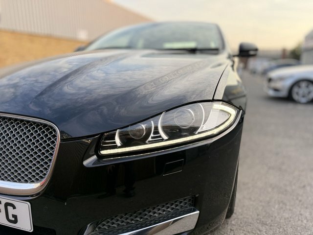 Jaguar XF   #49