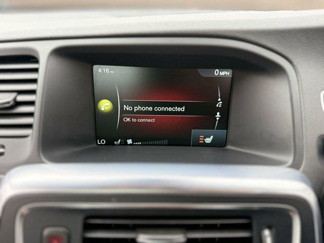 Volvo S60 D3 136 R Design Red #47
