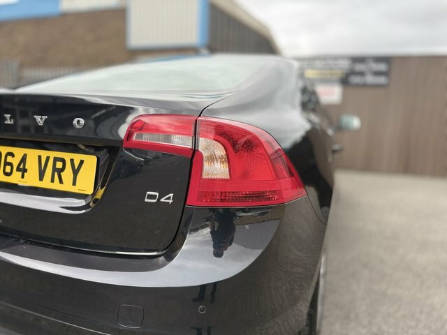 Volvo S60 D3 136 R Design Red #56